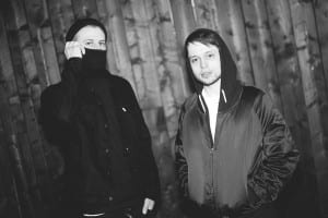 Bottled in England - Main 1 - Photo by Rasmus Nyboe