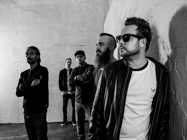 Emil Bulls: Mit Destiny’s Child zum X-Mas Bash