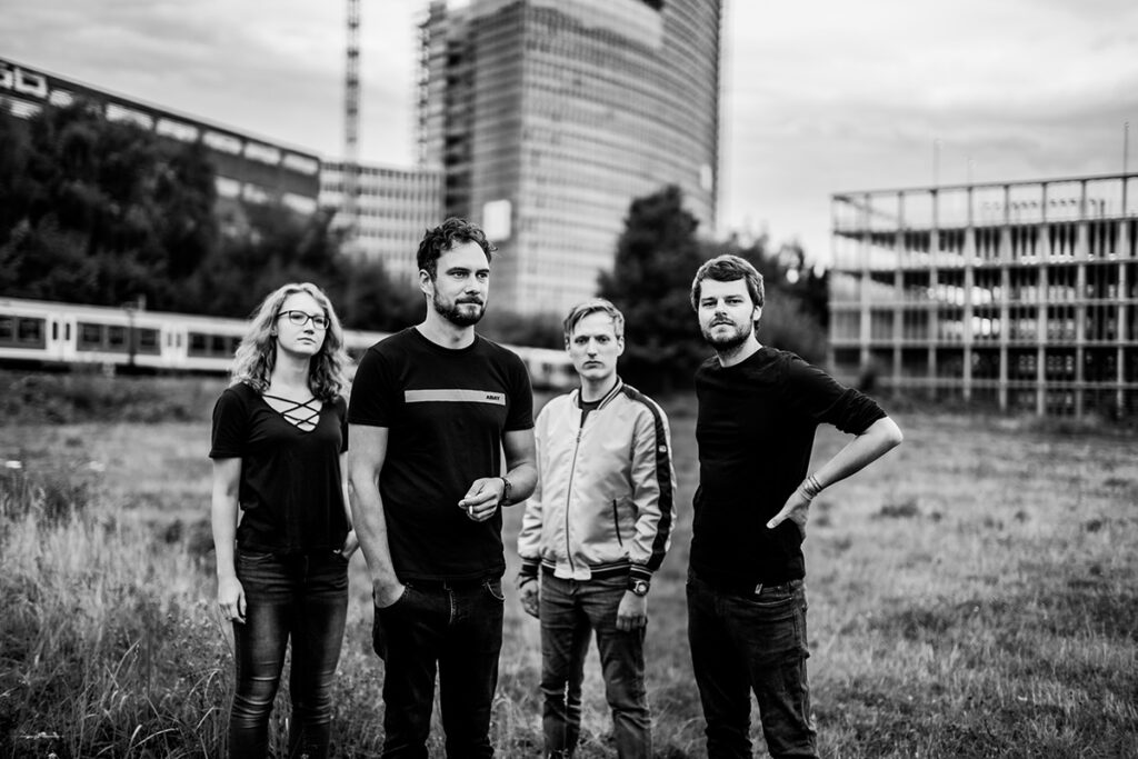 3 Fragen an: Kommando Kant