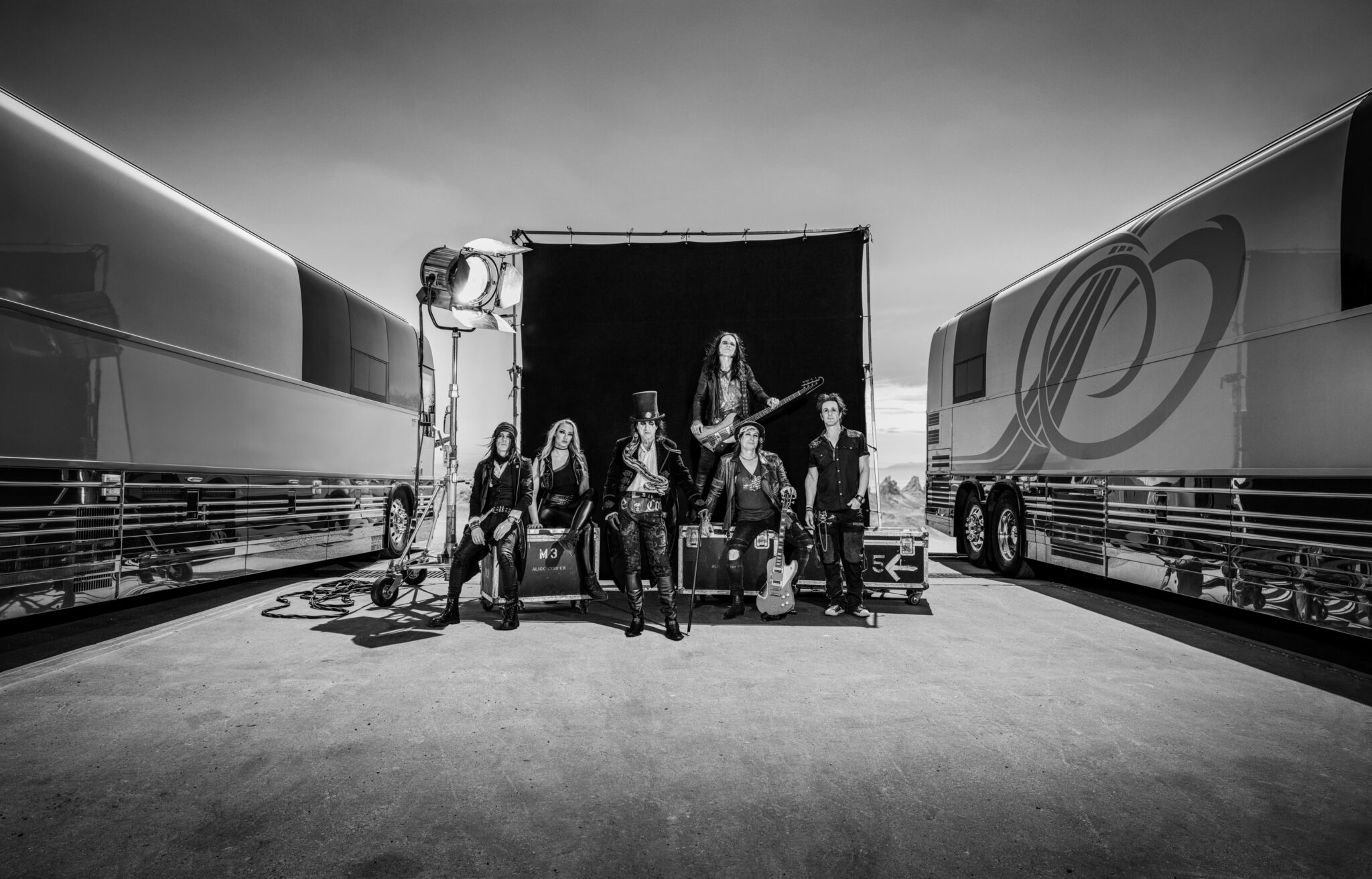 Live: Alice Cooper. Und Band.