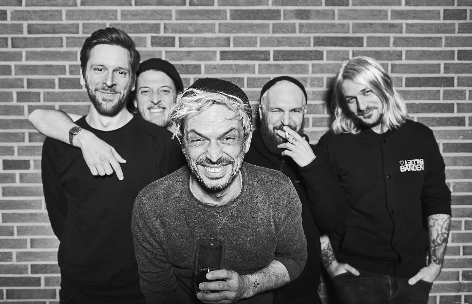 Ticketverlosung: Pet Needs & Alex Mofa Gang