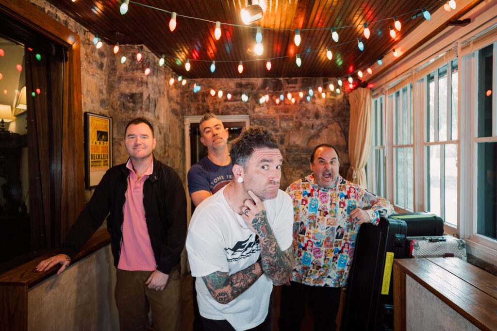 Pure Noise: New Found Glory & Shoreline