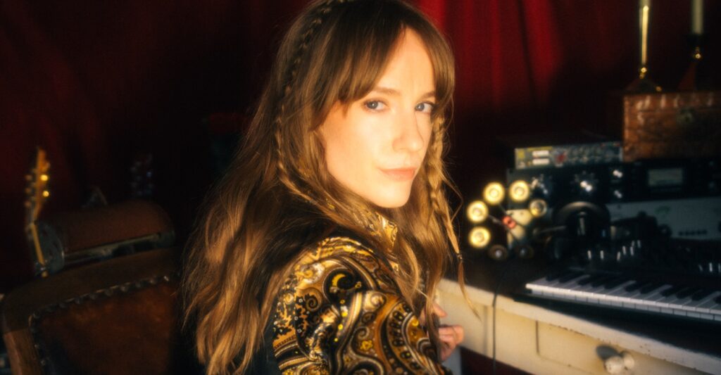 Nur mal kurz. Mit Spanish Love Songs, Lùisa & Ball Park Music